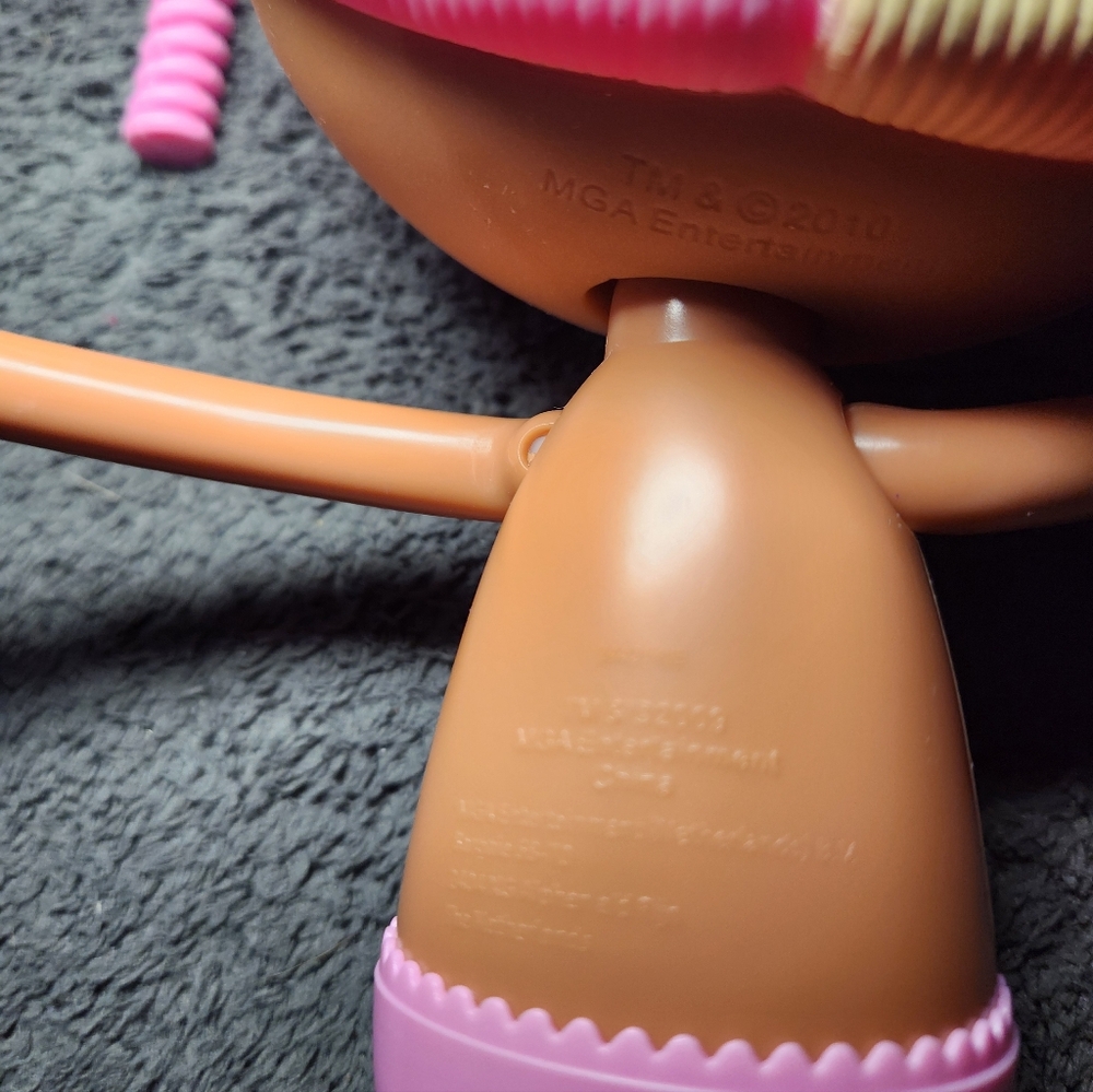 Lalaloopsy Silly Hair Scoops Waffle Cone Doll Just The Doll - Picture 6 of 9